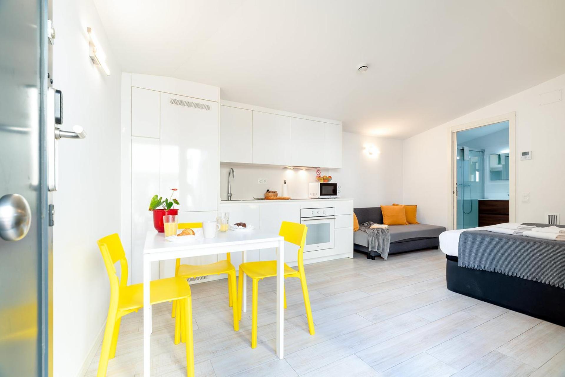 Castell Beach Aparthotel Castelldefels Eksteriør billede