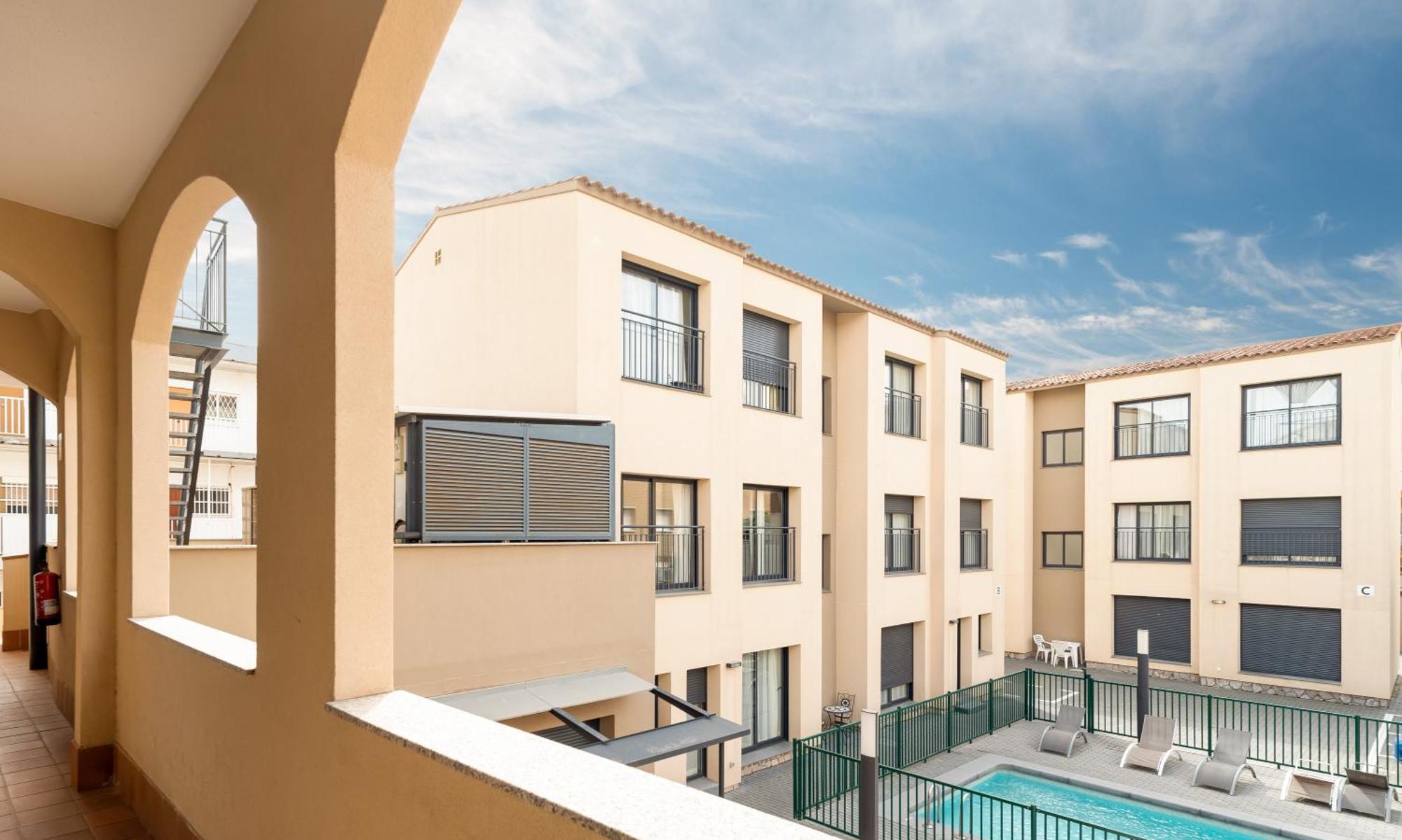 Castell Beach Aparthotel Castelldefels Eksteriør billede